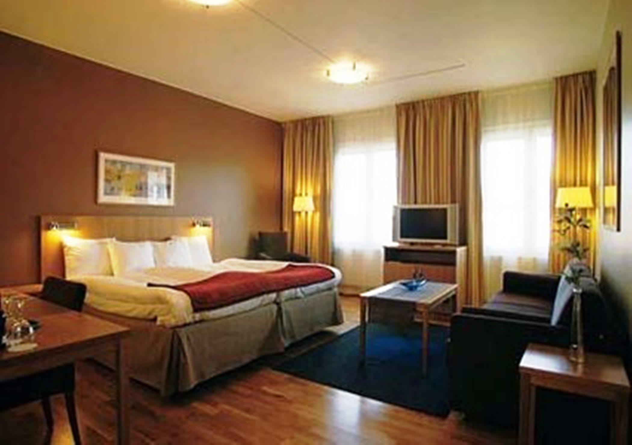 Quality Hotel Park Soedertaelje City Exterior foto