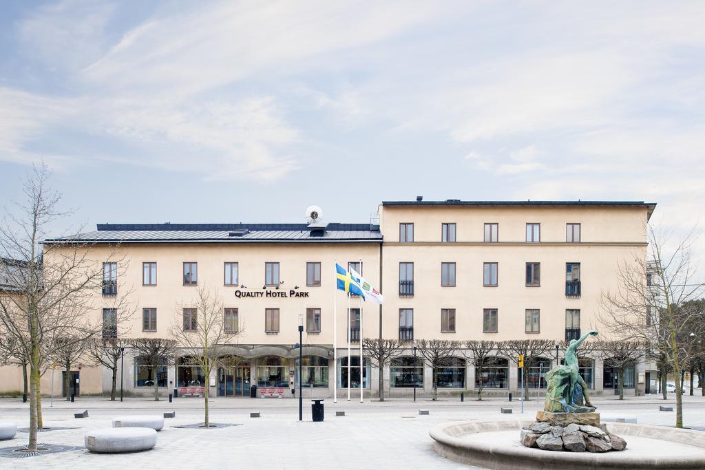 Quality Hotel Park Soedertaelje City Exterior foto